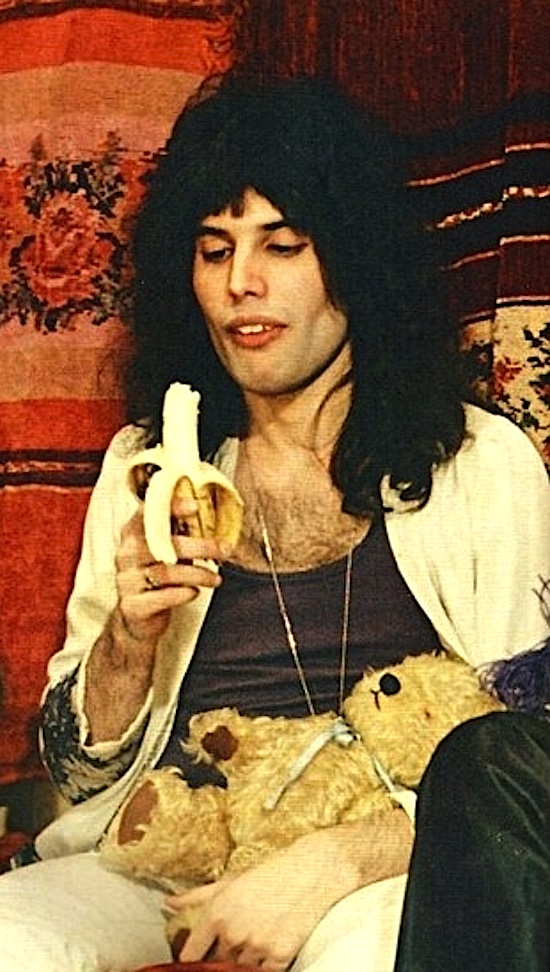 Freddie-Mercury1.jpg