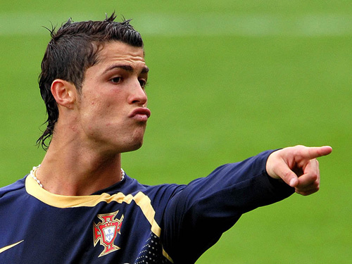 Ronaldo-tuyen-tap-anh-hai-huoc-giaoduc.net.vn_4.jpg