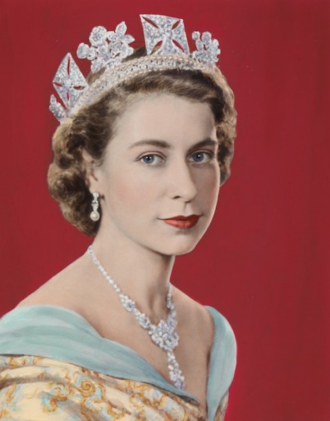queen-elizabeth221-477x608.jpg