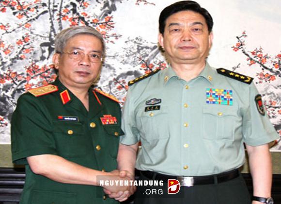Nguyen-Chi-Vinh-bat-tay060613.jpg