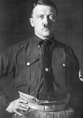Độc tài Adoft hitler