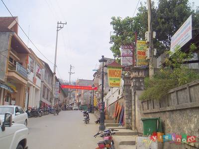normal_sapa-duongpho.JPG
