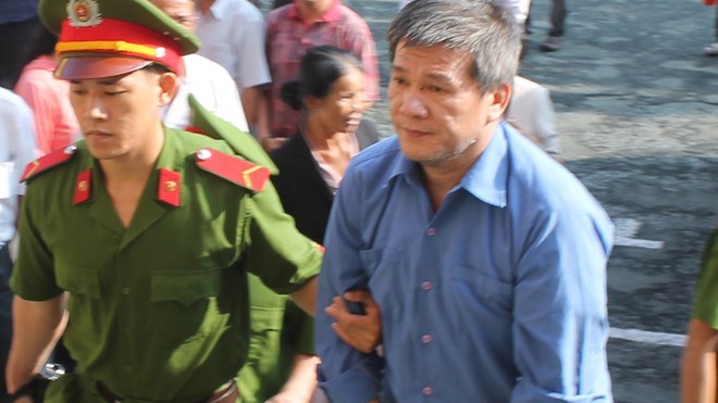 “Siêu lừa” qua mặt ông Trầm Bê nẫng gần 34.jpg