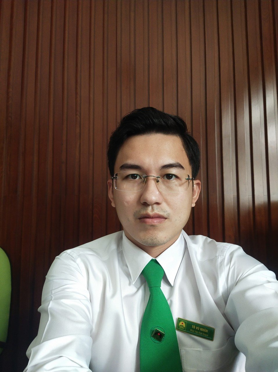 Mọi người ơi cho mình hỏi lông mày của mình là lông mày gì theo trong tướng học