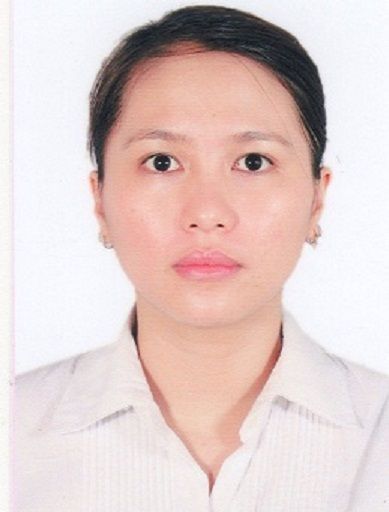 c có mỗi cái ảnh thẻ trong máy thui. e coi giùm c với nhé