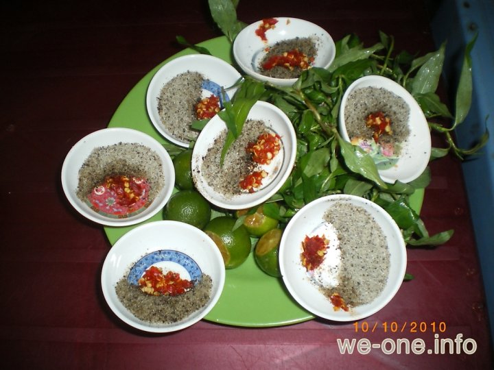 mỗi ng một đĩa nhé. hok ai phải giành của ai cả