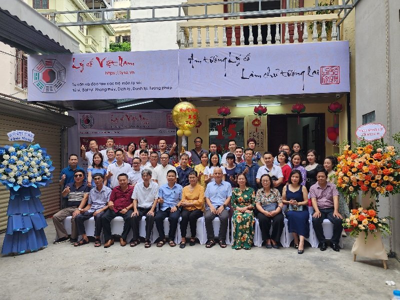 Ảnh kỷ niệm