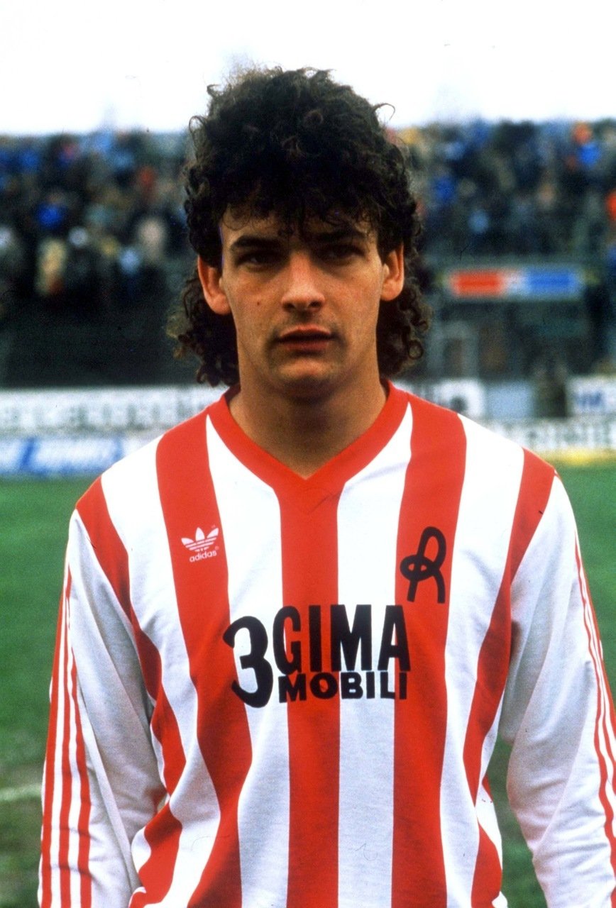 Roberto-Baggio-Lanerossi-Vicen-8417-4740-1592293166.jpg