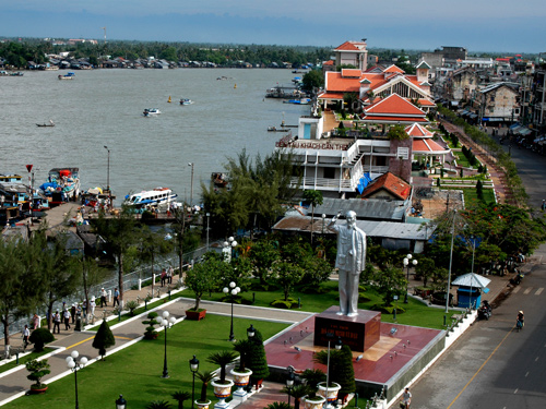 Bến Ninh Kiều.jpg